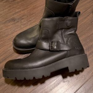 UGG Black Ankle Boots for Women, size:10